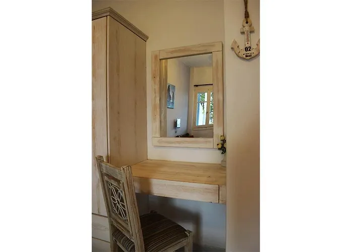 κalamitsi & 招待所 3*