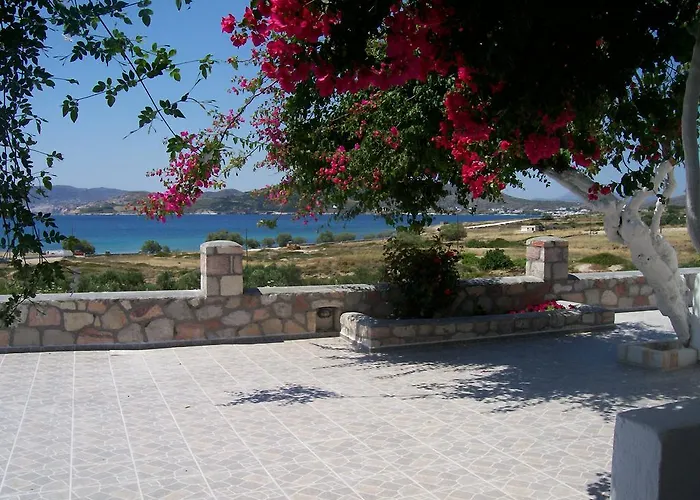 ゲストハウス κalamitsi &