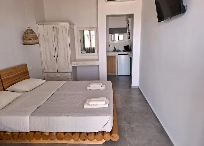 κalamitsi & 3* Kímolos