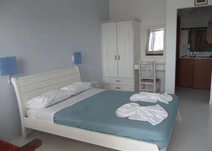 κalamitsi & 3* Kímolos